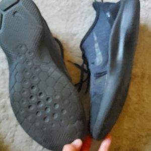Nike flex run size 13